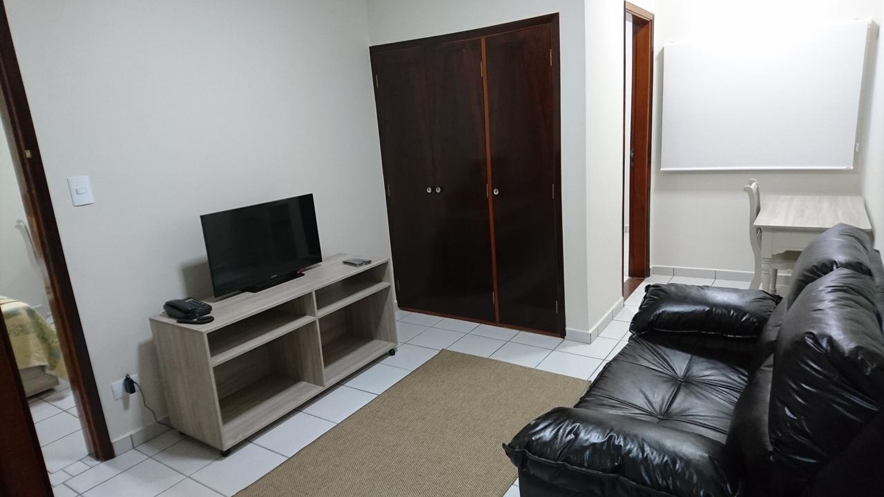 Hotel Premium Flat Ourinhos Kültér fotó